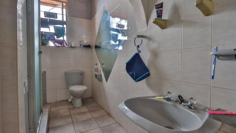 1 Bedroom Property for Sale in Glenwood KwaZulu-Natal