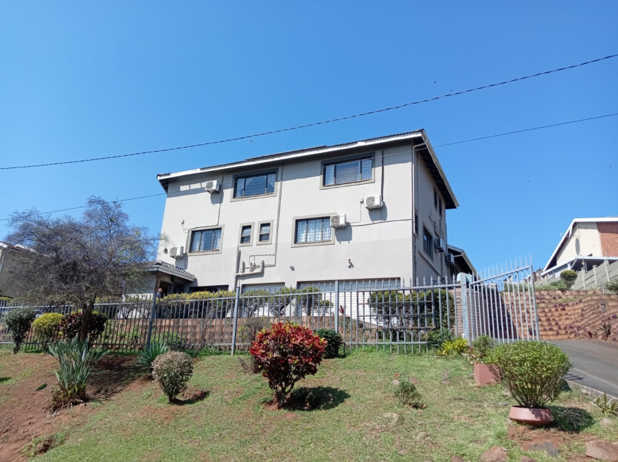 To Let 1 Bedroom Property for Rent in Amanzimtoti KwaZulu-Natal