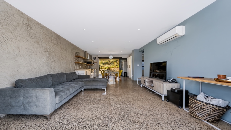 2 Bedroom Property for Sale in Prince
