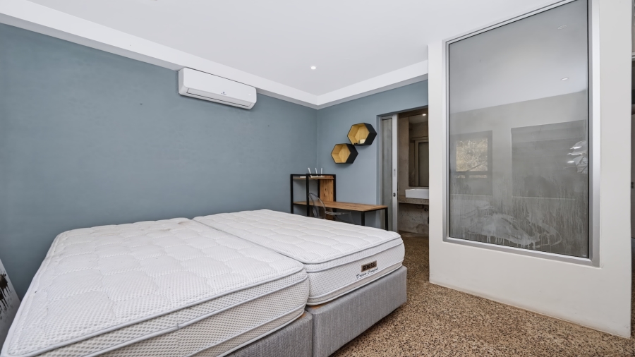 2 Bedroom Property for Sale in Prince
