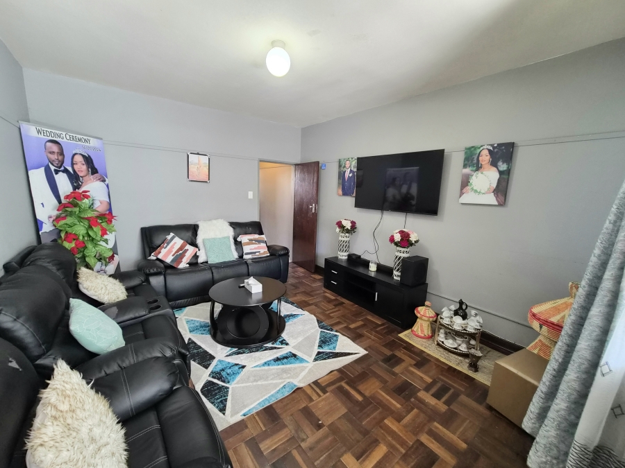 2 Bedroom Property for Sale in Scottsville KwaZulu-Natal