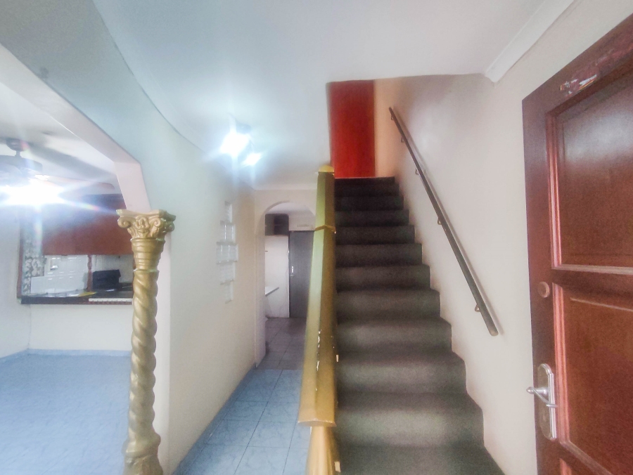 To Let 3 Bedroom Property for Rent in Northcroft KwaZulu-Natal