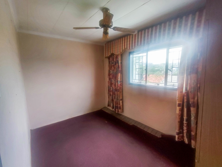 To Let 3 Bedroom Property for Rent in Northcroft KwaZulu-Natal