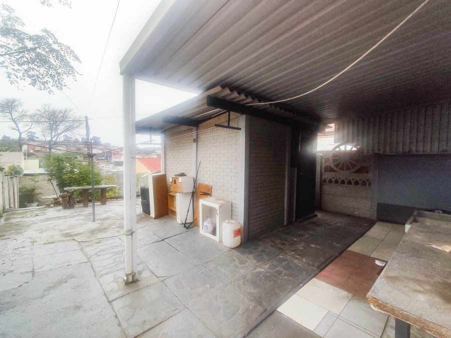 To Let 3 Bedroom Property for Rent in Northcroft KwaZulu-Natal