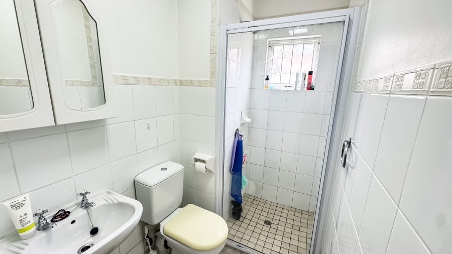 To Let 2 Bedroom Property for Rent in Umgeni Park KwaZulu-Natal