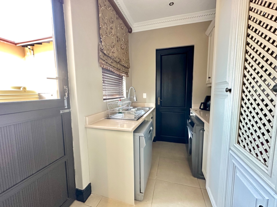 To Let 4 Bedroom Property for Rent in Izinga Estate KwaZulu-Natal