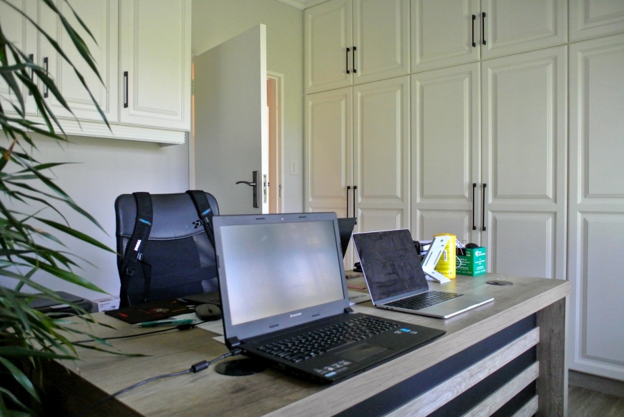 4 Bedroom Property for Sale in Belvedere KwaZulu-Natal