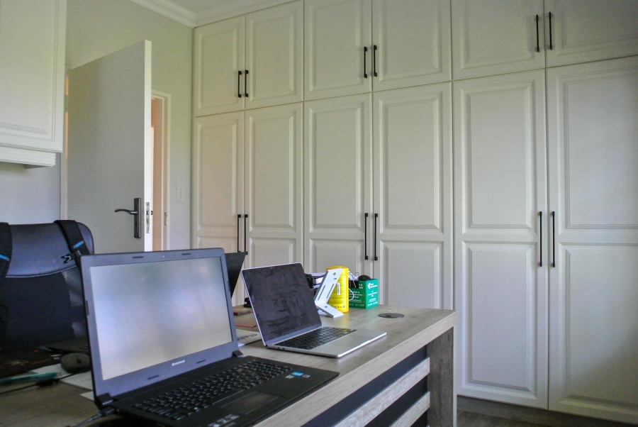 4 Bedroom Property for Sale in Belvedere KwaZulu-Natal