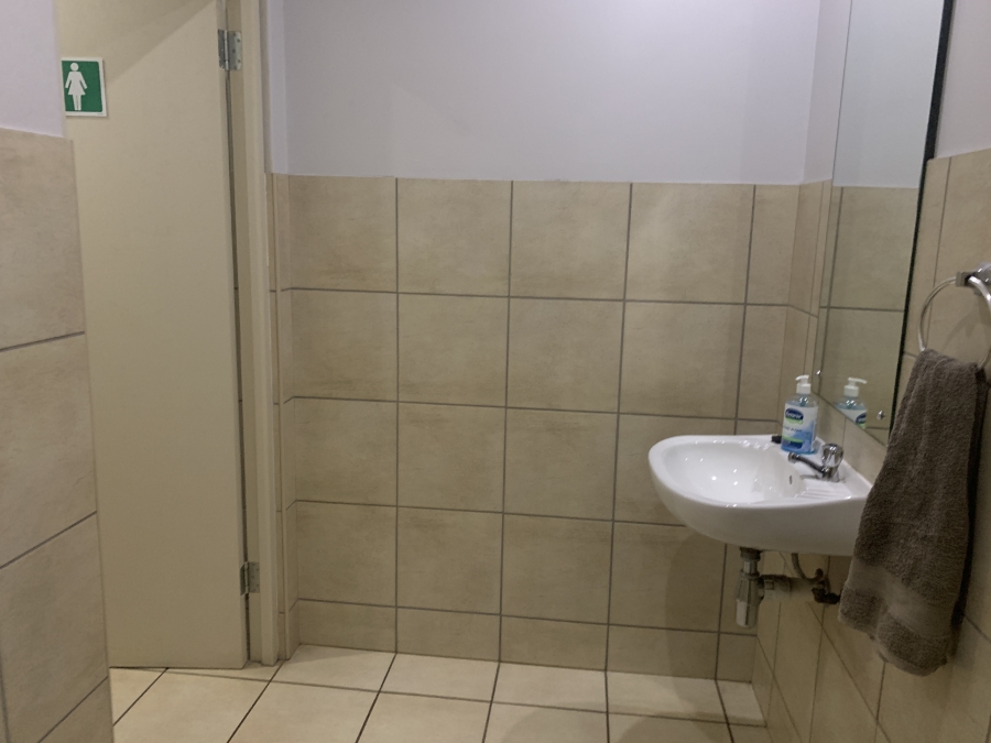 To Let Commercial Property for Rent in La Lucia Ridge KwaZulu-Natal