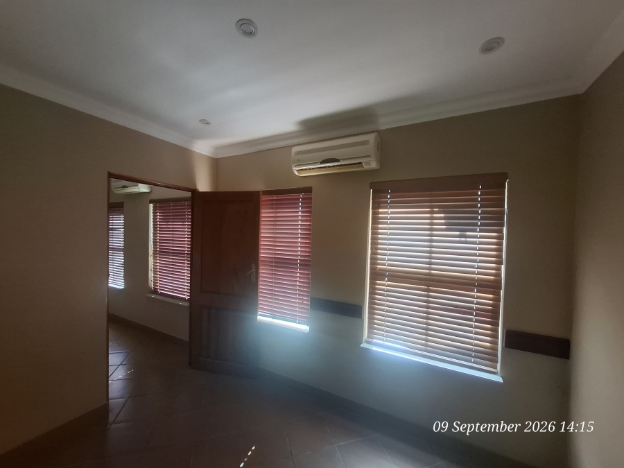 To Let Commercial Property for Rent in Pioneer Park KwaZulu-Natal