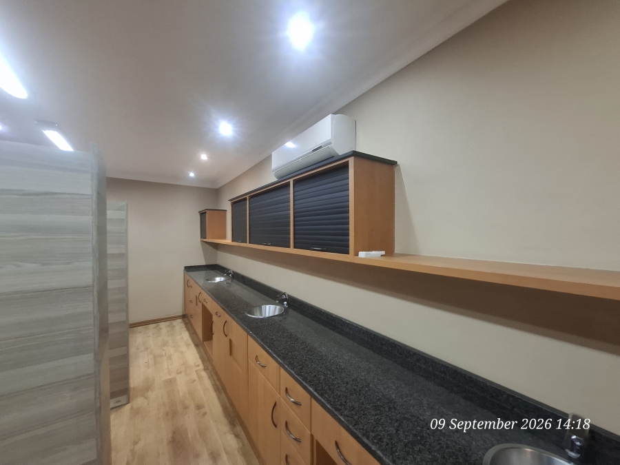To Let Commercial Property for Rent in Pioneer Park KwaZulu-Natal