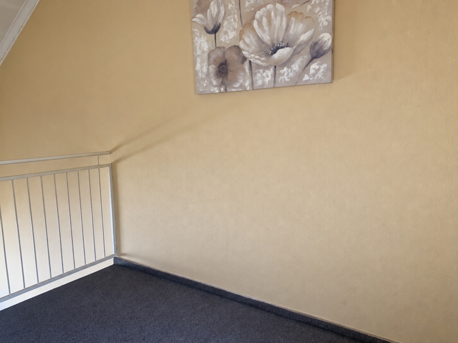 To Let 1 Bedroom Property for Rent in Scottsville KwaZulu-Natal