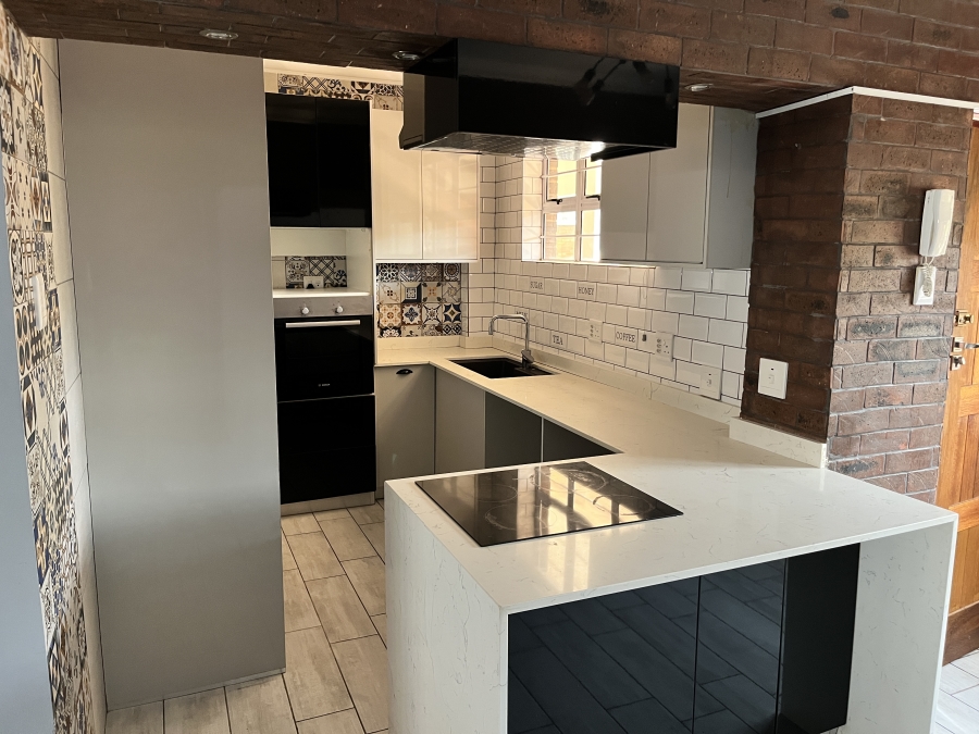 2 Bedroom Property for Sale in Windermere KwaZulu-Natal