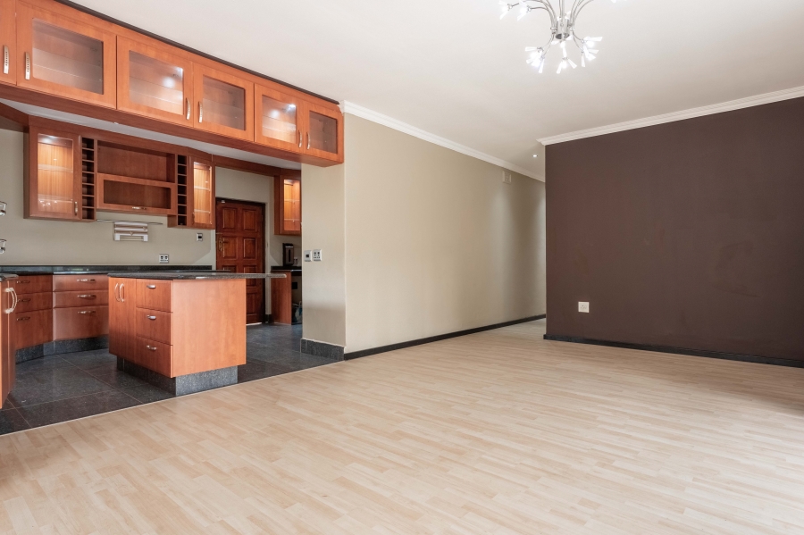 5 Bedroom Property for Sale in Amanzimtoti KwaZulu-Natal