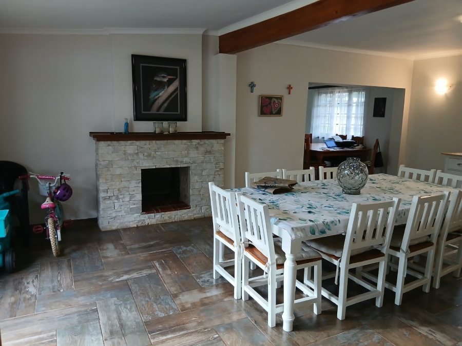 5 Bedroom Property for Sale in Forest Hills KwaZulu-Natal
