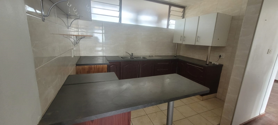 2 Bedroom Property for Sale in Amanzimtoti KwaZulu-Natal