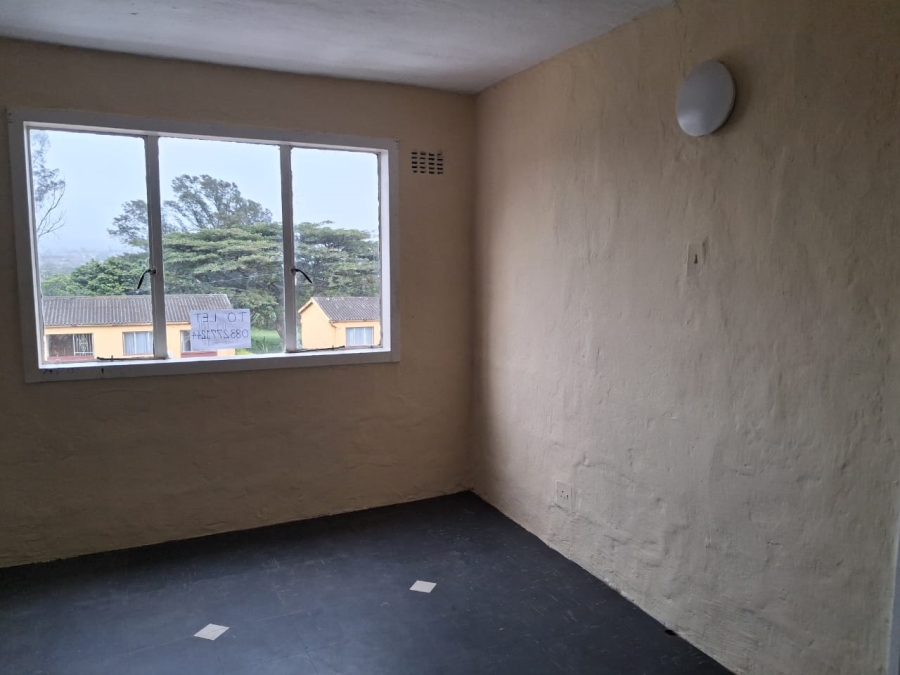 To Let 2 Bedroom Property for Rent in Austerville KwaZulu-Natal