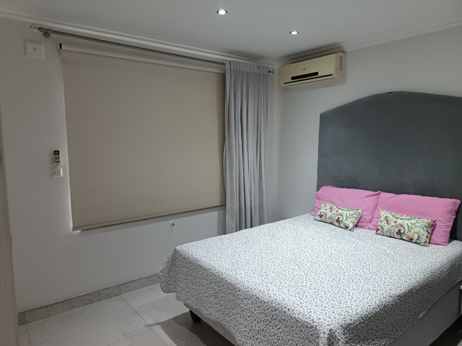 2 Bedroom Property for Sale in North Beach KwaZulu-Natal