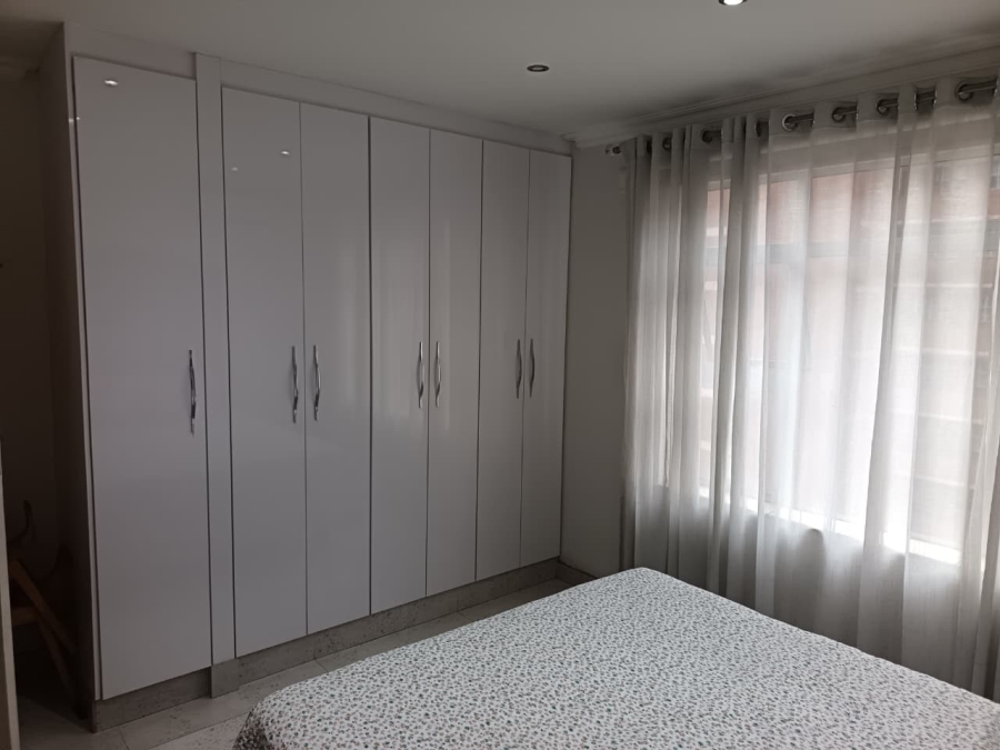 2 Bedroom Property for Sale in North Beach KwaZulu-Natal