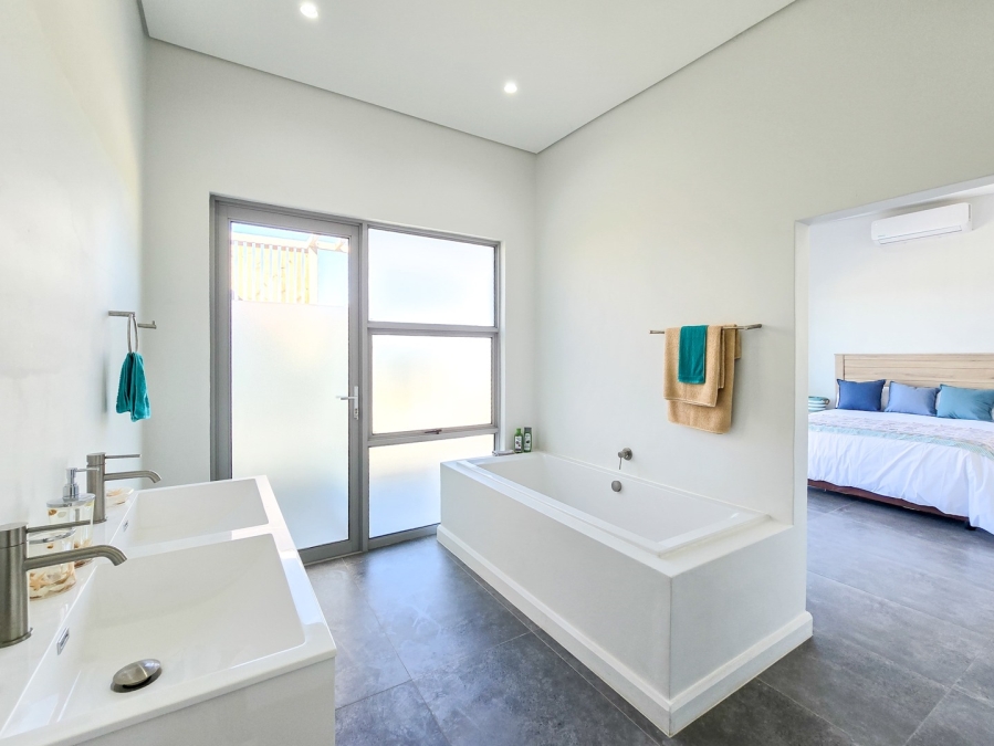 3 Bedroom Property for Sale in Zululami Coastal Estate KwaZulu-Natal