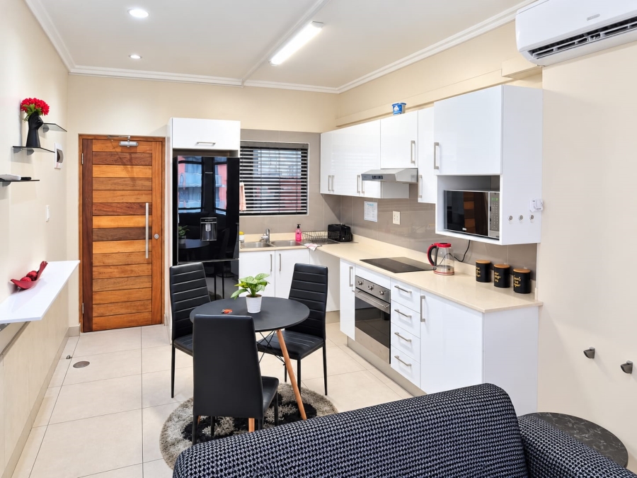 2 Bedroom Property for Sale in Umhlanga Ridge KwaZulu-Natal