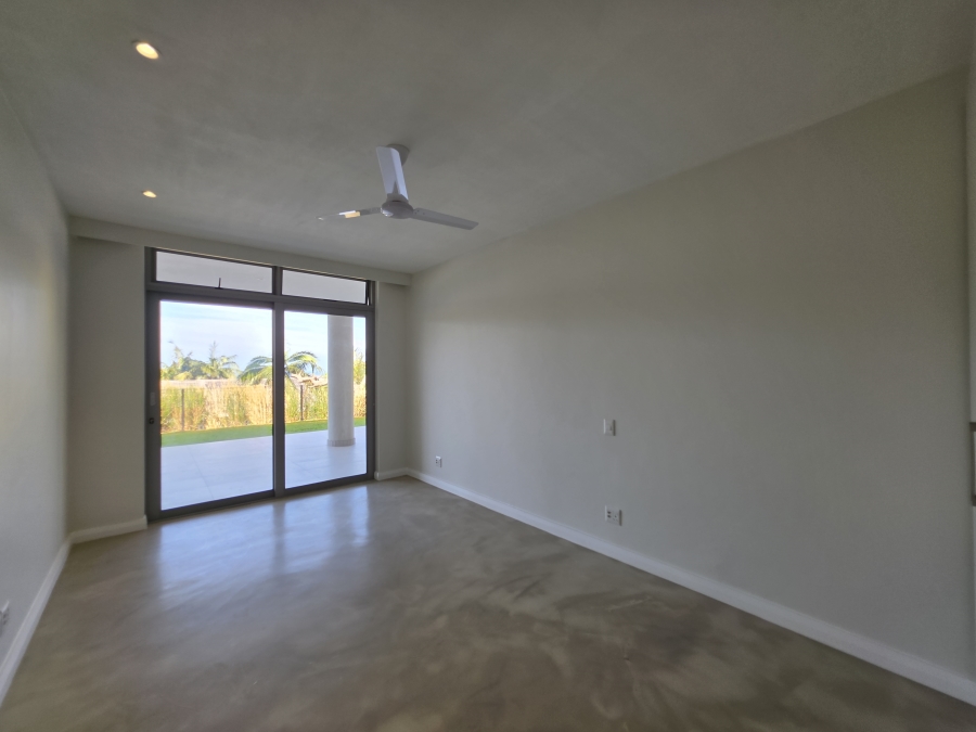 To Let 3 Bedroom Property for Rent in Shakas Rock KwaZulu-Natal