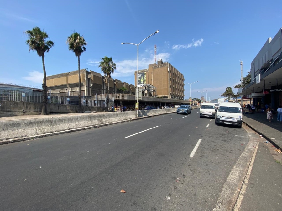 To Let Commercial Property for Rent in Greyville KwaZulu-Natal