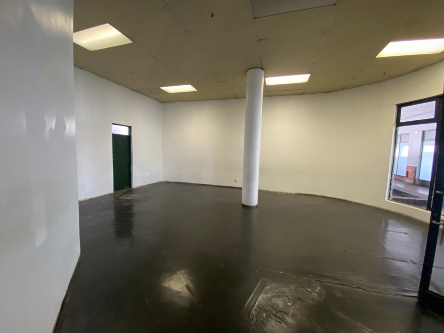 To Let Commercial Property for Rent in Greyville KwaZulu-Natal