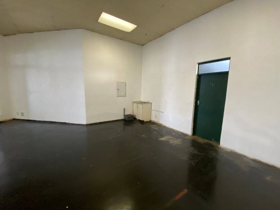 To Let Commercial Property for Rent in Greyville KwaZulu-Natal