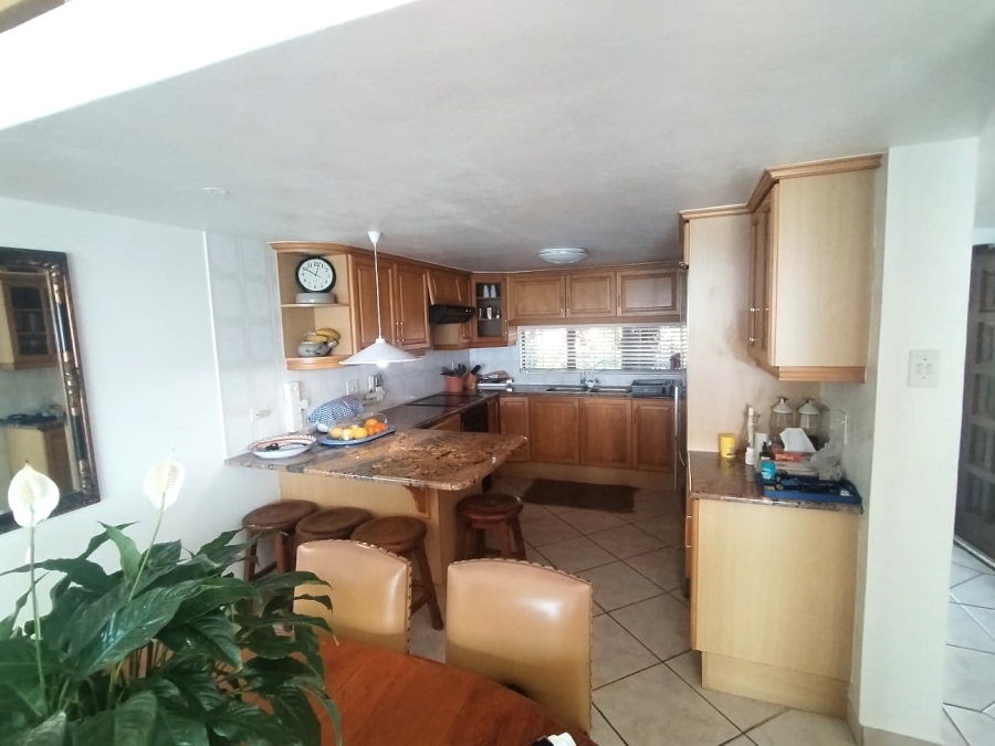 3 Bedroom Property for Sale in Tinley Manor KwaZulu-Natal