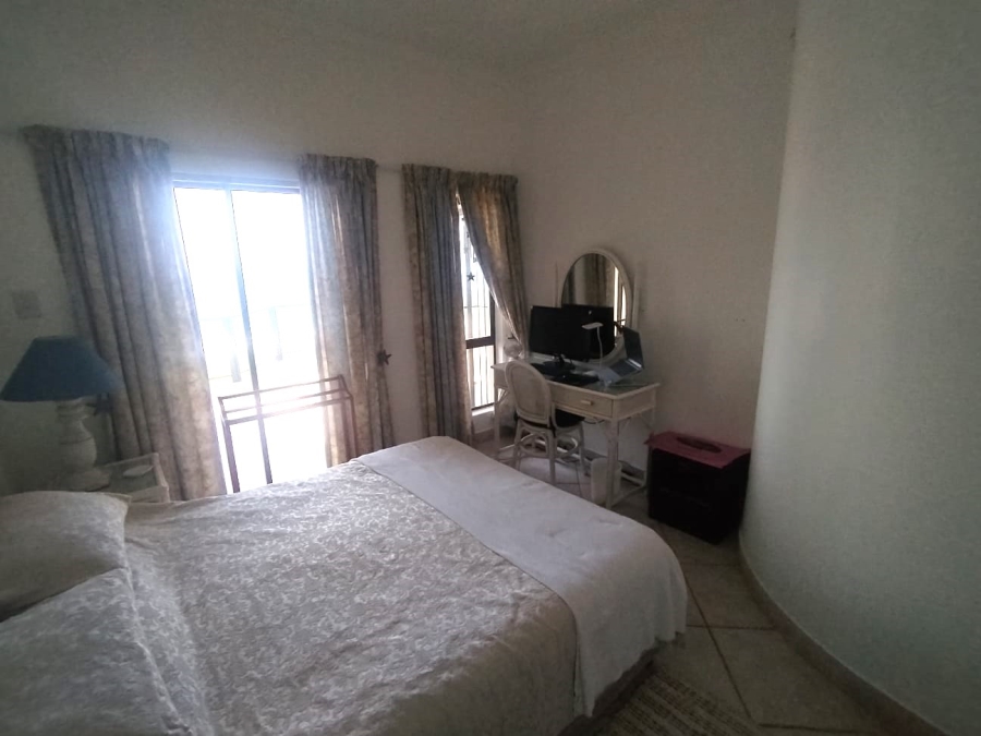 3 Bedroom Property for Sale in Tinley Manor KwaZulu-Natal