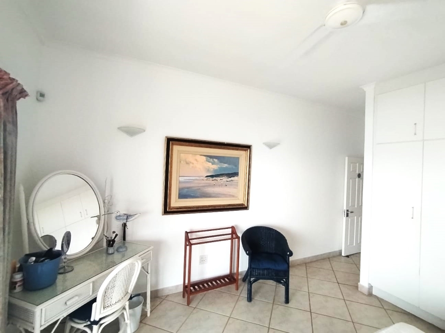 3 Bedroom Property for Sale in Tinley Manor KwaZulu-Natal