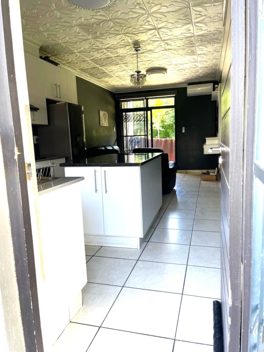 To Let 2 Bedroom Property for Rent in Ballito Central KwaZulu-Natal