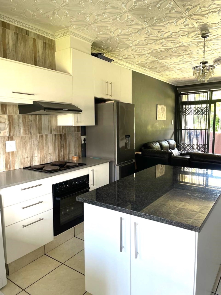 To Let 2 Bedroom Property for Rent in Ballito Central KwaZulu-Natal