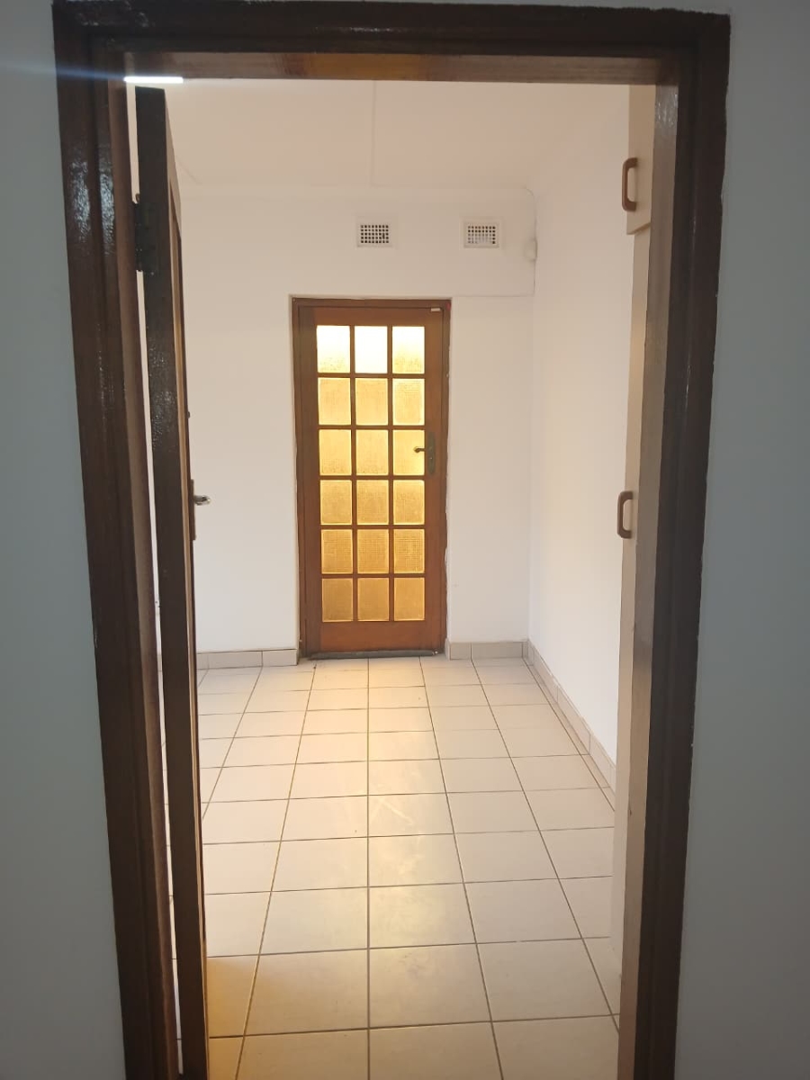 To Let 2 Bedroom Property for Rent in South Ridge KwaZulu-Natal