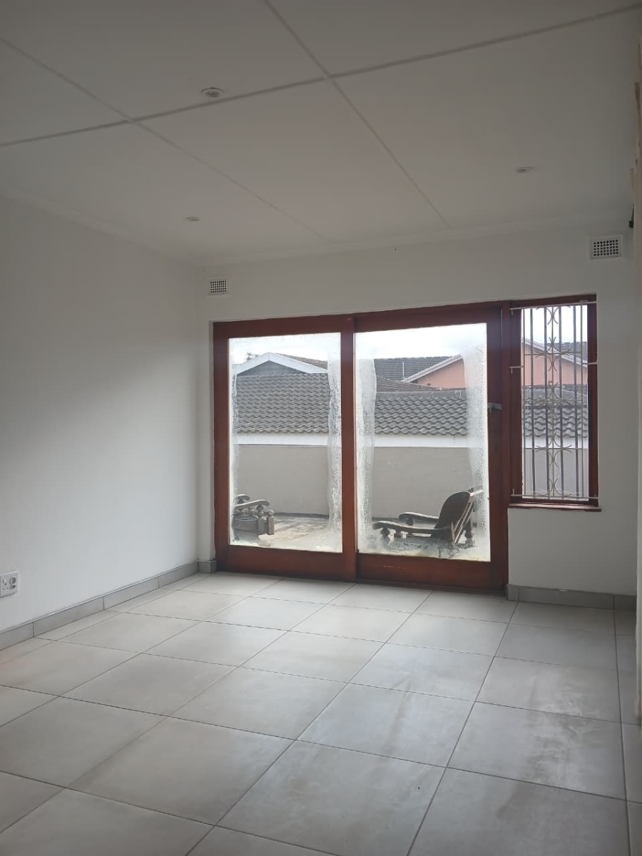 To Let 2 Bedroom Property for Rent in South Ridge KwaZulu-Natal