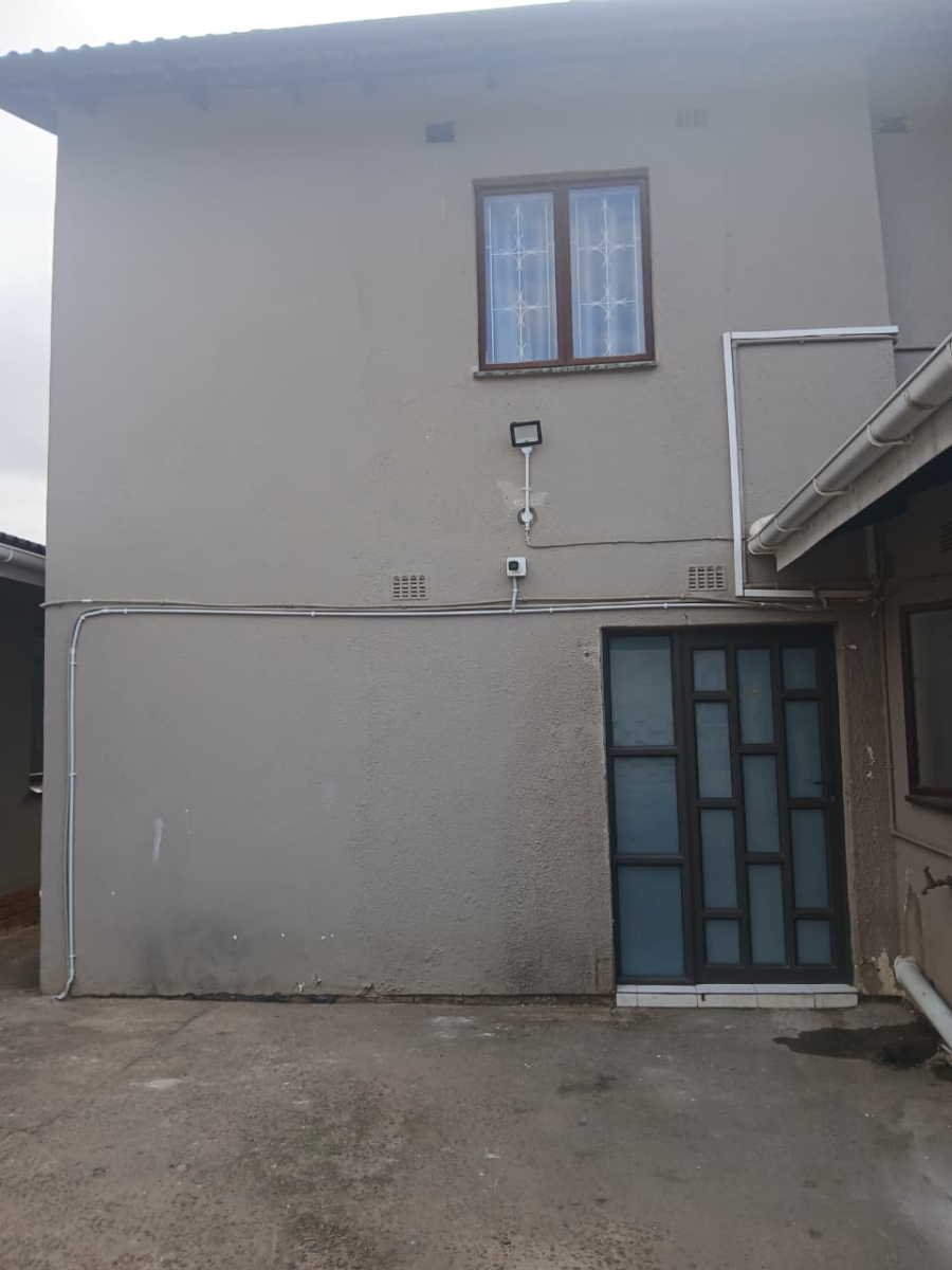To Let 2 Bedroom Property for Rent in South Ridge KwaZulu-Natal