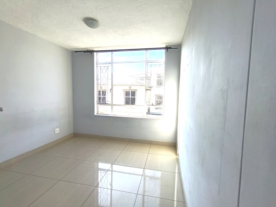 2 Bedroom Property for Sale in Essenwood KwaZulu-Natal