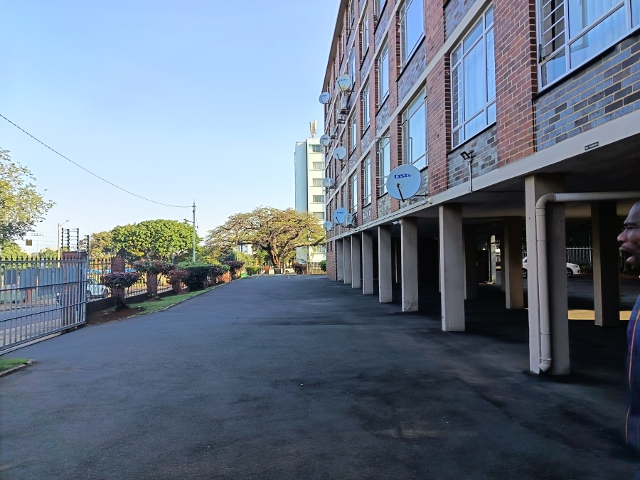 2 Bedroom Property for Sale in Essenwood KwaZulu-Natal