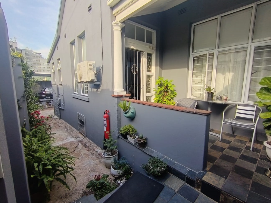 2 Bedroom Property for Sale in Glenwood KwaZulu-Natal