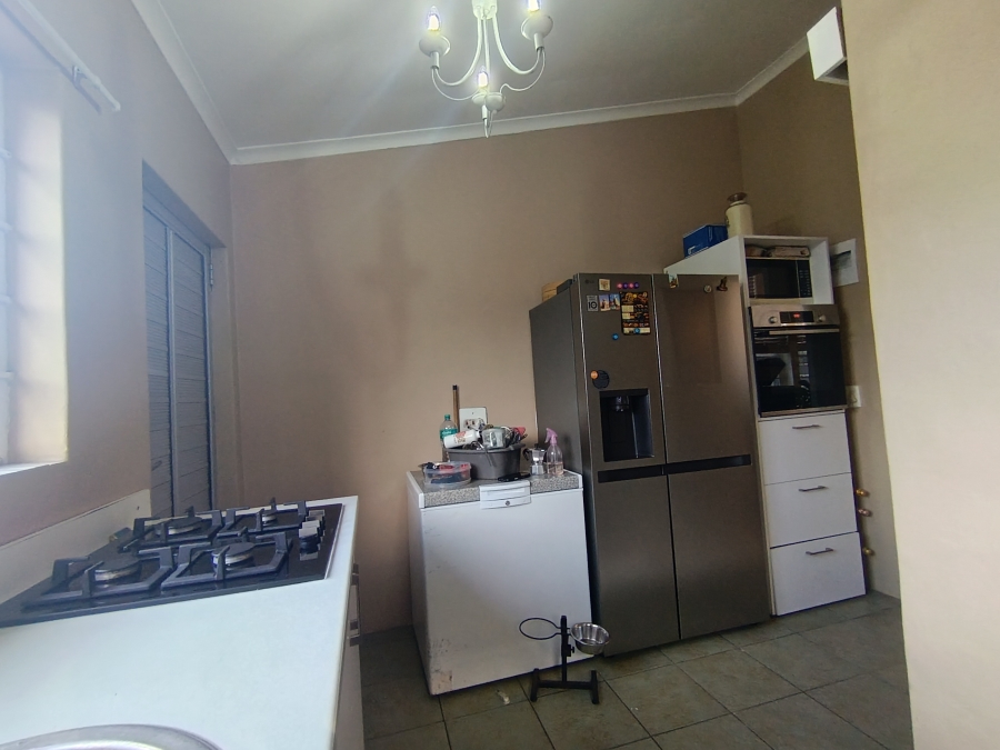 2 Bedroom Property for Sale in Glenwood KwaZulu-Natal
