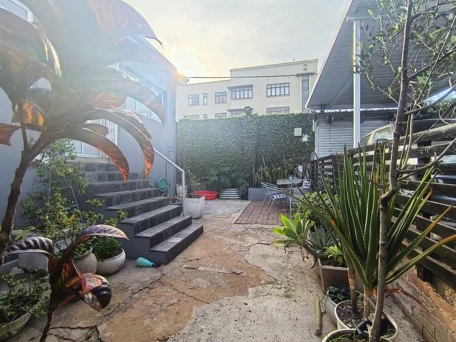 2 Bedroom Property for Sale in Glenwood KwaZulu-Natal