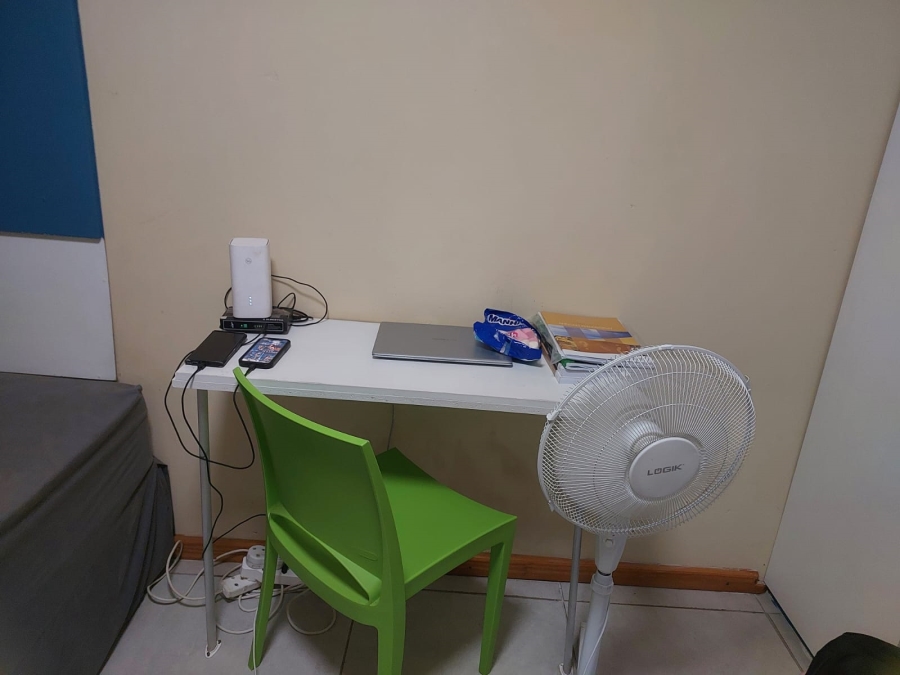 1 Bedroom Property for Sale in Umbilo KwaZulu-Natal