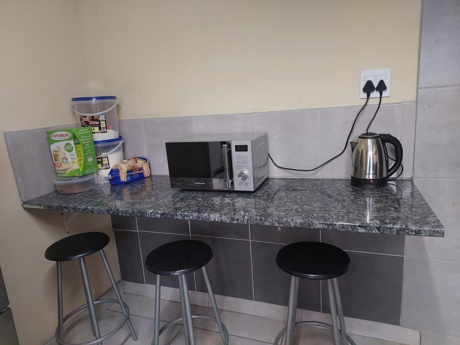 1 Bedroom Property for Sale in Umbilo KwaZulu-Natal
