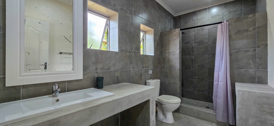 10 Bedroom Property for Sale in Blythedale KwaZulu-Natal