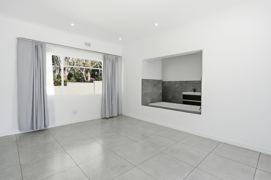 5 Bedroom Property for Sale in Hillcrest Central KwaZulu-Natal