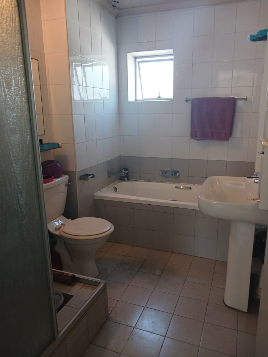 3 Bedroom Property for Sale in Glenwood KwaZulu-Natal