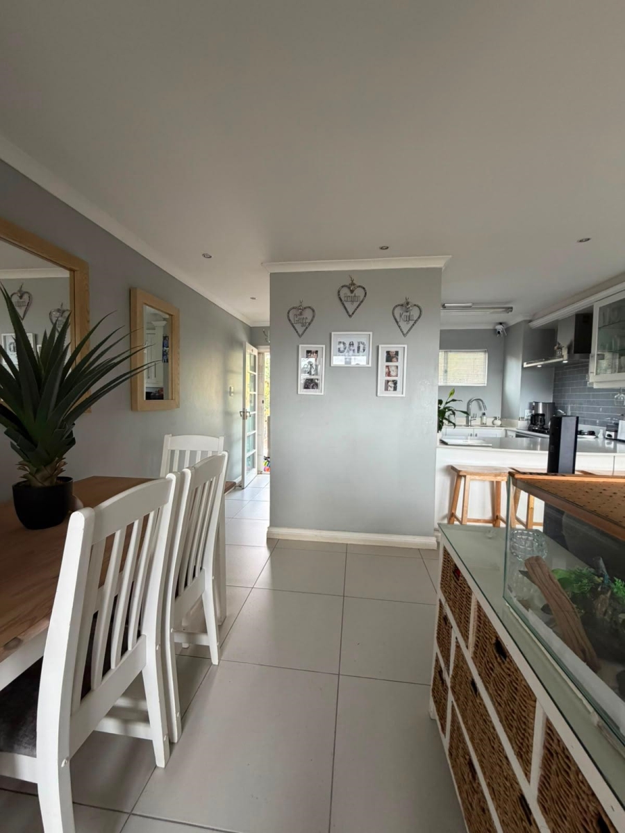 To Let 2 Bedroom Property for Rent in Umgeni Park KwaZulu-Natal