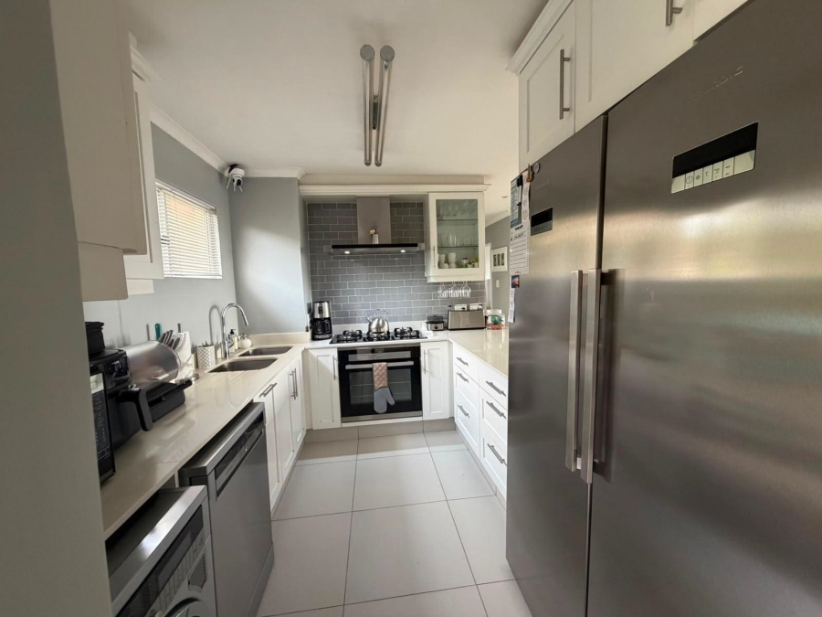 To Let 2 Bedroom Property for Rent in Umgeni Park KwaZulu-Natal