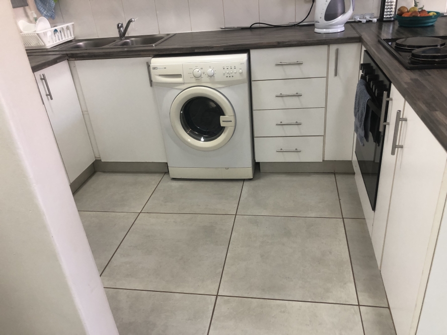 2 Bedroom Property for Sale in Illovo Beach KwaZulu-Natal
